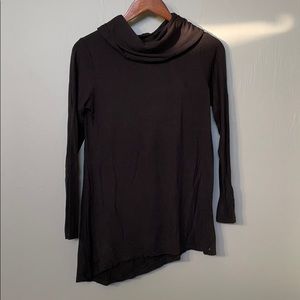 Kerenhart Long Sleeve Asymmetrical Scoopneck Shirt